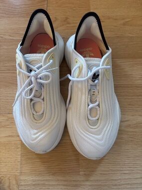 adidas Women's White and Pink Knit Lace-Up Sneakers